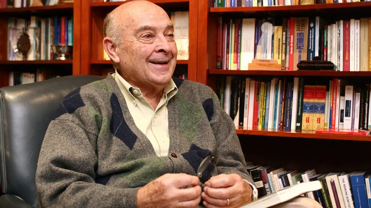 Domingo Cavallo, ex ministro de Economía Domingo Cavallo, ex ministro de Economía