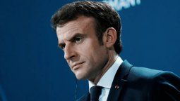 altText(Macron le baja el pulgar a Ucrania en la Unión Europea)}