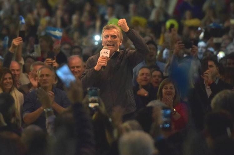 macri_plaza.jpg