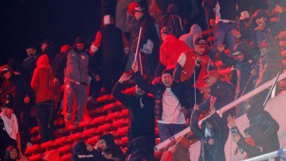 Con el escudo manchado con sangre, el crudo mensaje de Independiente contra Conmebol