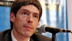 altText(Abal Medina asistirá hoy al Congreso, que espera las 500 respuestas)}