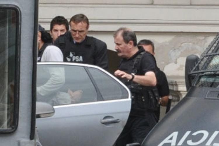 El ex jefe de la policía santafecina Hugo Tognoli declaró este 07/03 en los Tribunales Federales de Rosario y quedó preso.