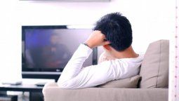 altText(Debido a la cuarentena y la necesidad de saber, la televisión crece en rating)}