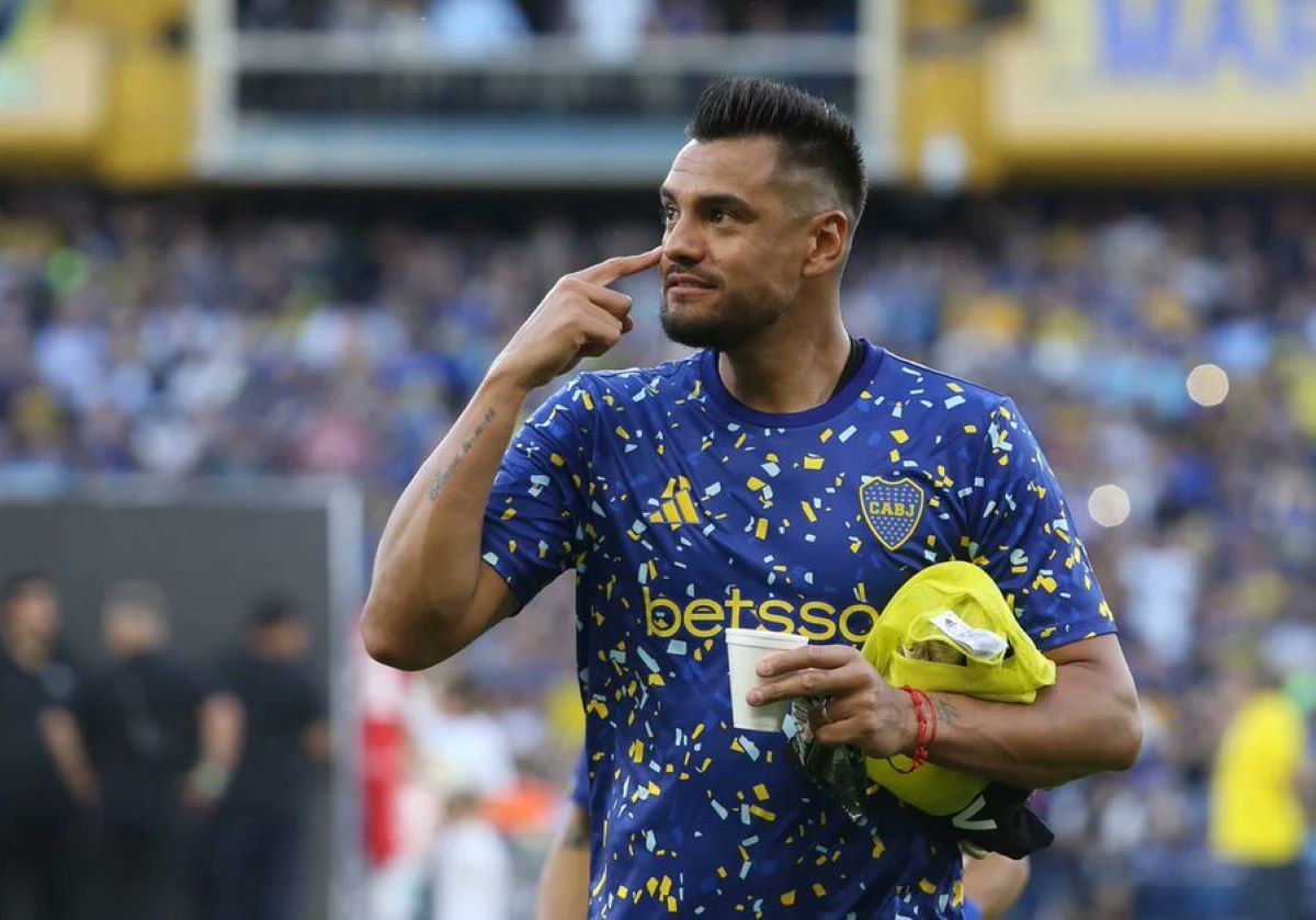 El ex arquero de la selección argentina podría volver a jugar afuera del país.