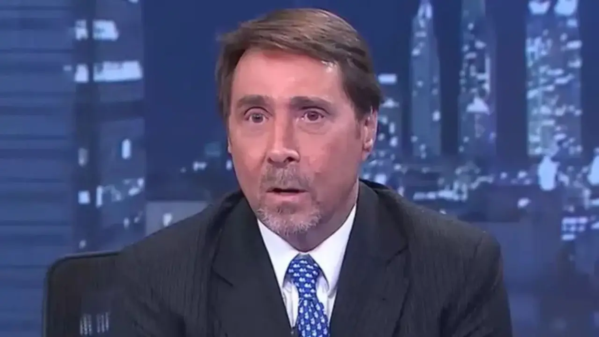 Eduardo Feinmann apuntó contra las marchas por Venezuela y volvió a usar lo que pasa afuera para discutir la política argentina. Eduardo Feinmann apuntó contra las marchas por Venezuela y volvió a usar lo que pasa afuera para discutir la política argentina.