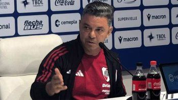 Muy nervioso Marcelo Gallardo y se pelea con un periodista tras el empate de River