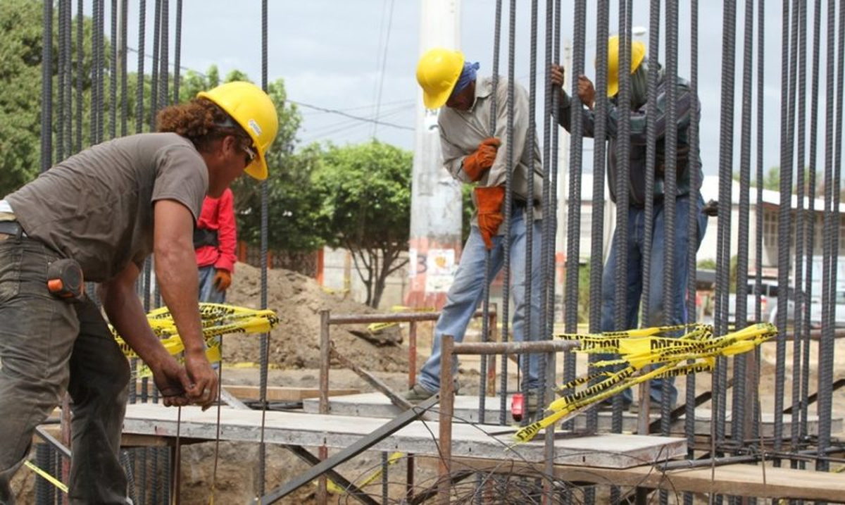 El sector de la construcción es uno de los principales afectados. El sector de la construcción es uno de los principales afectados.
