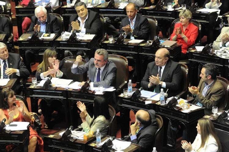 Intervención de Agustín Rossi. (Foto: Télam).