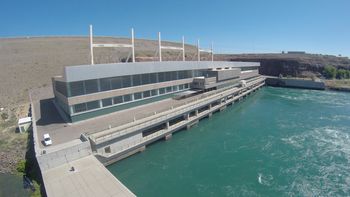 A solo meses de que empiecen a vencer las concesiones de operación de las 5 represas hidroeléctricas de los ríos Limay y Neuquén, el Gobierno anunció que se irá haciendo cargo de la operación. A solo meses de que empiecen a vencer las concesiones de operación de las 5 represas hidroeléctricas de los ríos Limay y Neuquén, el Gobierno anunció que se irá haciendo cargo de la operación.