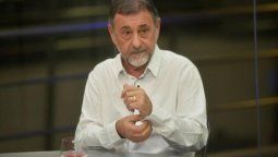 altText(Convocan un paro nacional pidiendo esfuerzos a la clase política (que Caserio dice que no corresponde))}