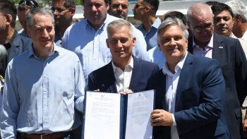 Relación rota con Carlos Paz (Esteban Avilés y Martín Llaryora). Relación rota con Carlos Paz (Esteban Avilés y Martín Llaryora).