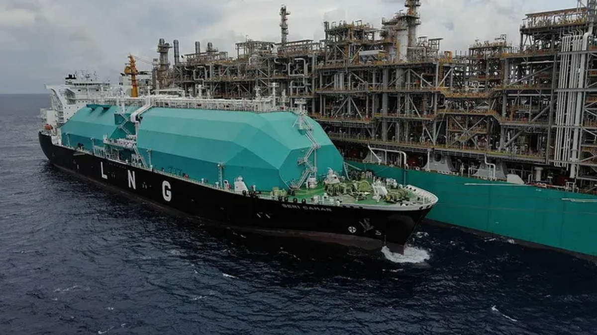 Decían que Petronas ya estaba construyendo un buque gasificador.... Decían que Petronas ya estaba construyendo un buque gasificador....