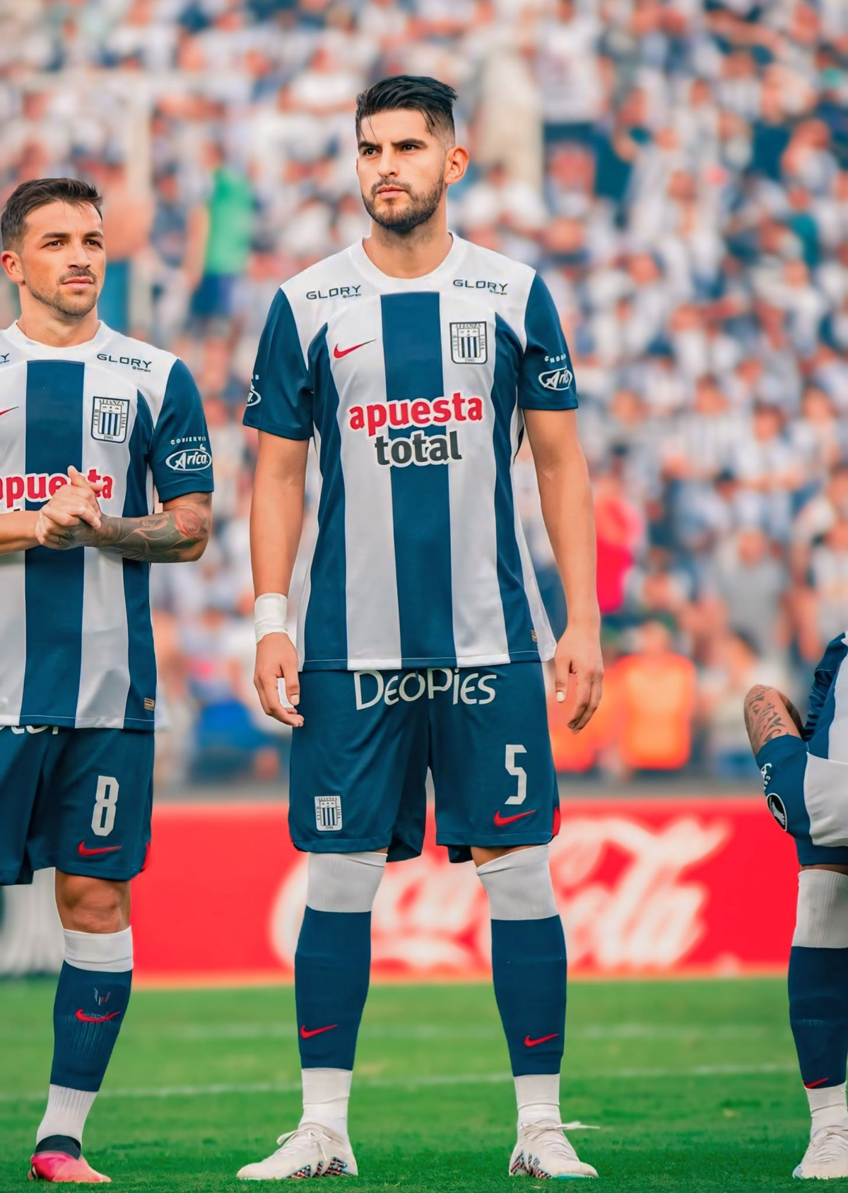 Carlos Zambrano, hoy en Alianza Lima, enfrentará a su ex equipo, Boca Juniors. Carlos Zambrano, hoy en Alianza Lima, enfrentará a su ex equipo, Boca Juniors.