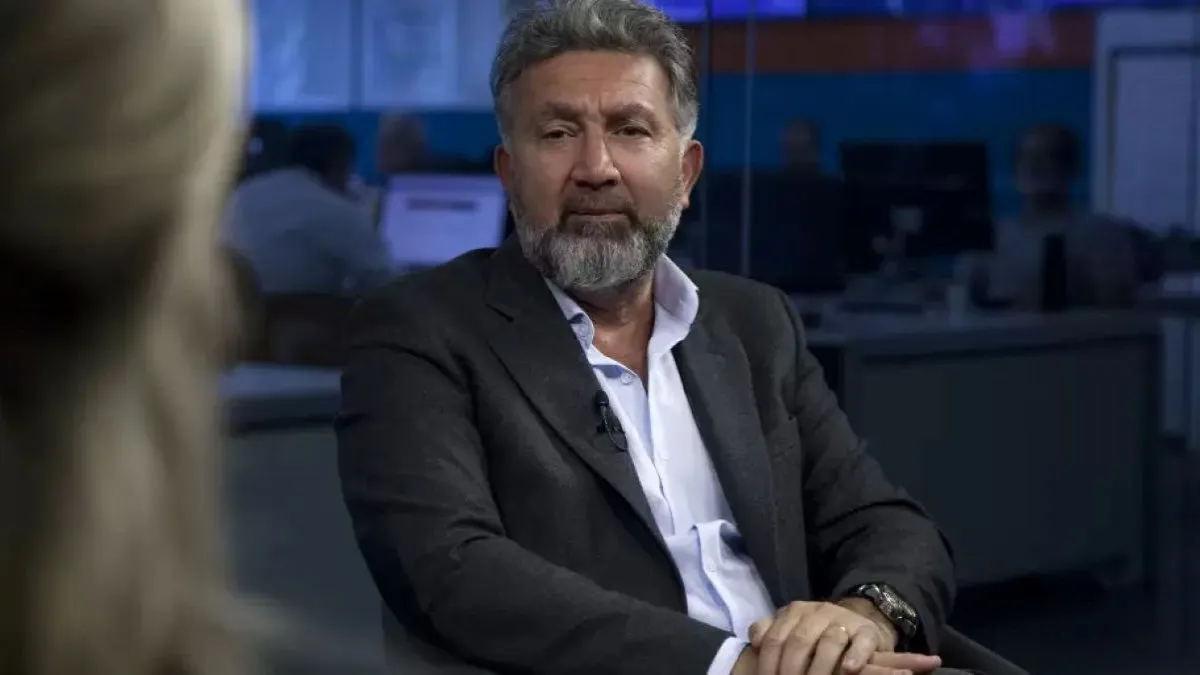 Teddy Karagozian. Teddy Karagozian.