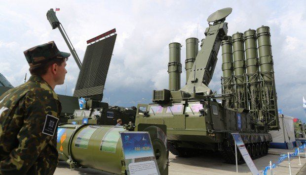 S-300, similares a los Patriot.