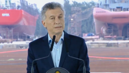 altText(Macri, desolado: 
