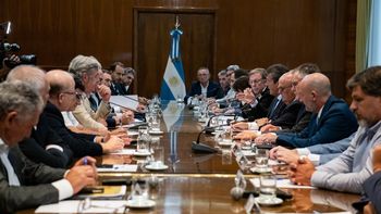 Sergio Massa presentó el programa de asistencia al campo para compensar la sequía Sergio Massa presentó el programa de asistencia al campo para compensar la sequía