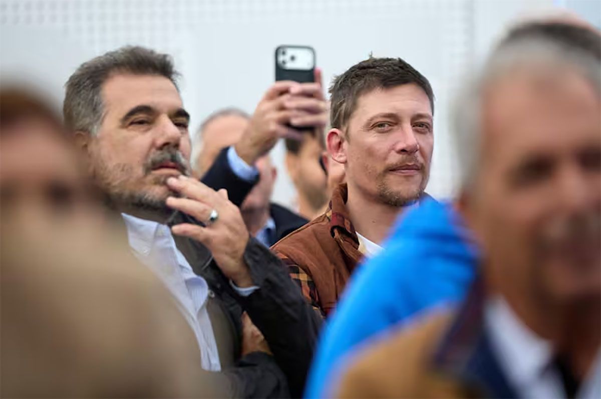 Cristian Ritondo y Santiago Caputo con su nuevo look (Foto: Marcelo Aguilar - La Nación)