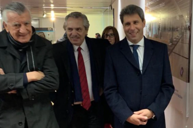 Gioja, junto a Alberto Fernández y Sergio Uñac.