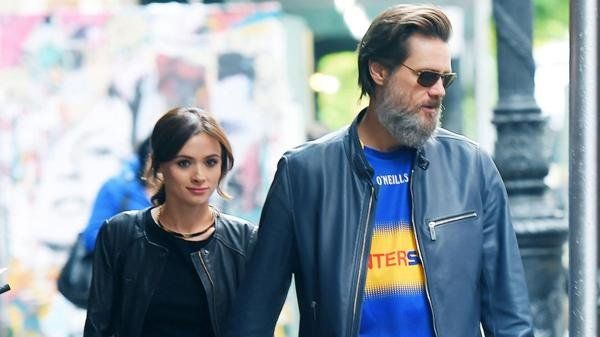 Foto de archivo de Jim Carrey y la fallecida Cathriona White.
