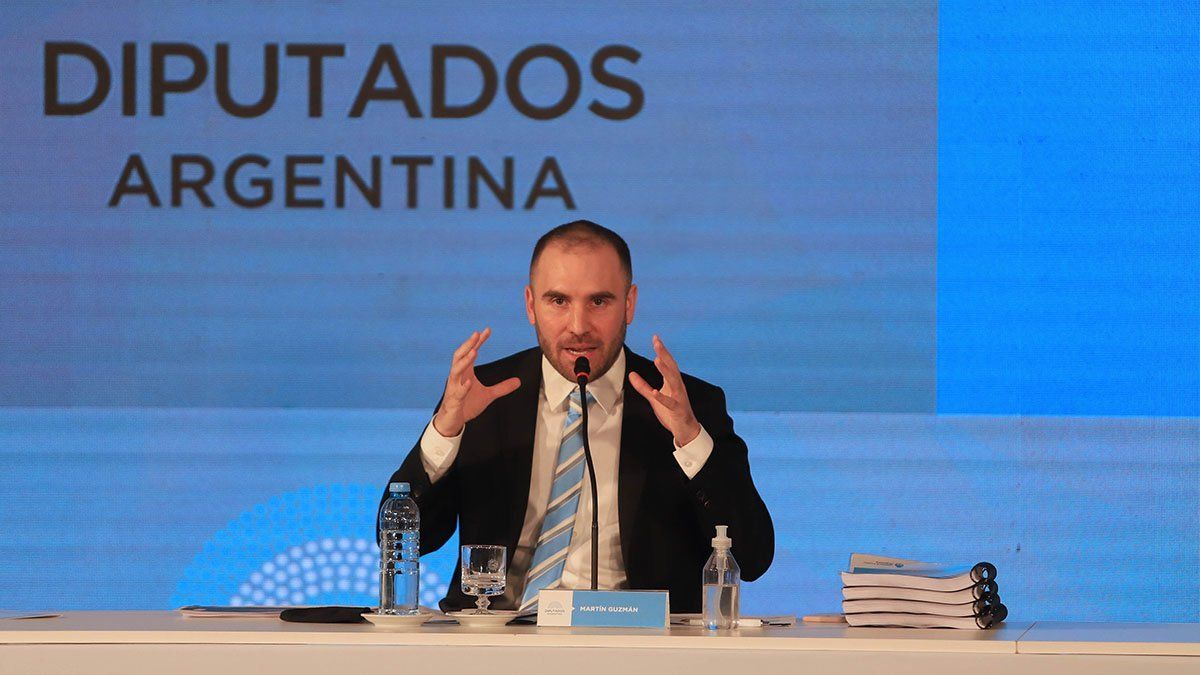 El ministro de economía, Martín Guzmán, intenta hablarle a los mercados y llevar paz en las últimas semanas del año luego del fallido proyecto de ley sobre el presupuesto 2022.