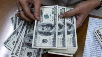 Carry trade: La tasa vuelve a ganarle al dólar (y por mucho)