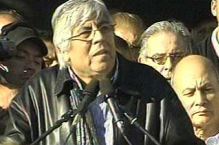 Hugo Moyano en la Plaza de Mayo: También le pegó al metalúrgico Caló.