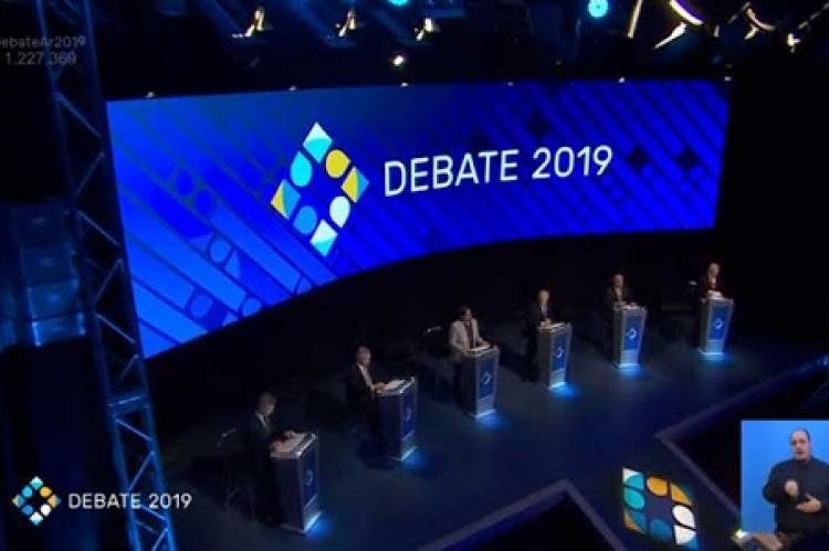 debate3.jpg