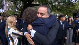 Manuel Adorni y Javier Milei ante la mirada de Karina Milei: 02/04/2026 Manuel Adorni y Javier Milei ante la mirada de Karina Milei: 02/04/2026