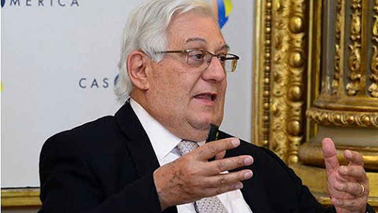 David Martínez y Carlos Slim en una riña de Opus Dei y Legionarios por un banco