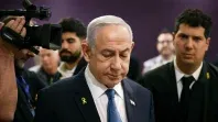 El primer ministro israelí, Benjamin Netanyahu, espera su juicio por cargos de corrupción en el tribunal de distrito de Tel Aviv, Israel, el 16 de diciembre de 2024. El primer ministro israelí, Benjamin Netanyahu, espera su juicio por cargos de corrupción en el tribunal de distrito de Tel Aviv, Israel, el 16 de diciembre de 2024.