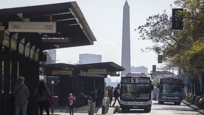 Levantaron el paro de colectivos: Acuerdo con empresarios