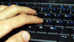 altText(La gramática corporativa en tiempos de Twitter)}