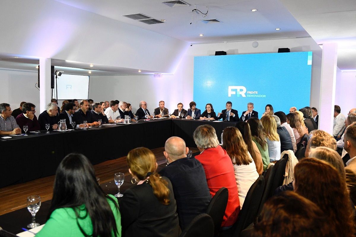 El Frente Renovador tiene hasta el 10 de junio para definir su futuro político