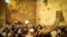 altText(¿Es posible Yom Kipur con humanos hijos de Dios muriendo en Gaza?)}