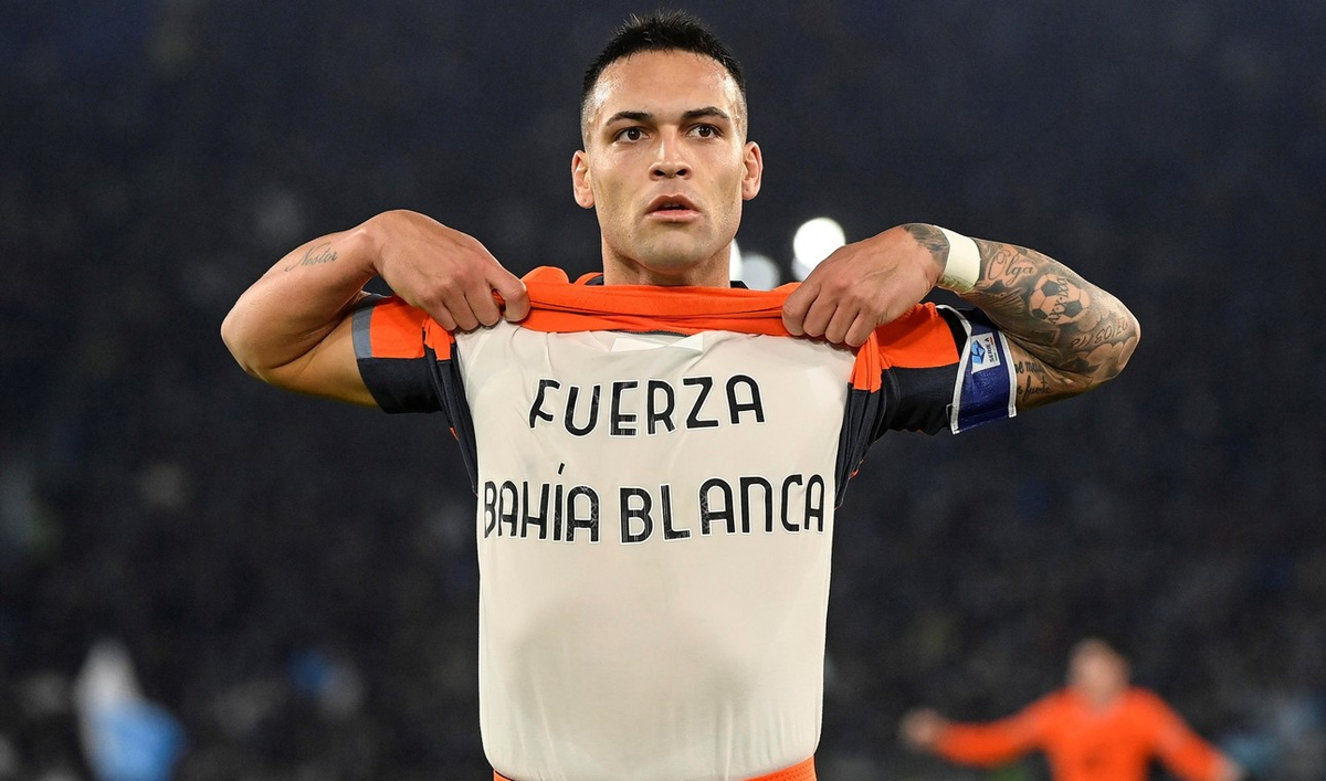 Lautaro Martínez fue uno de los que colaboró con la colecta que realizó Emanuel Ginóbili para arreglar Bahía Blanca. Lautaro Martínez fue uno de los que colaboró con la colecta que realizó Emanuel Ginóbili para arreglar Bahía Blanca.
