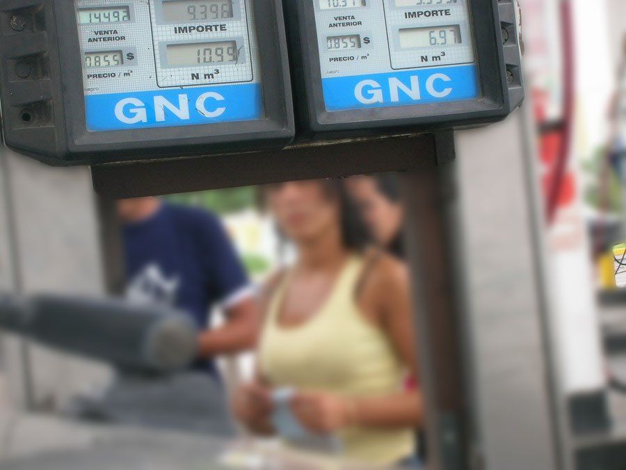 El titular de CECHA dijo que "la idea es que haya fomento para la instalación de nuevas estaciones de servicio, con nuevas tecnologías y también apostando por el GNC y los combustibles alternativos".