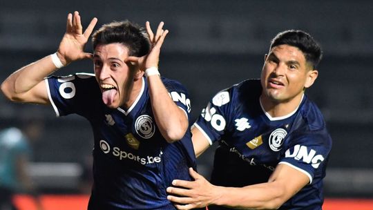 Independiente Rivadavia 3-1 Racing: La Academia cayó en Mendoza