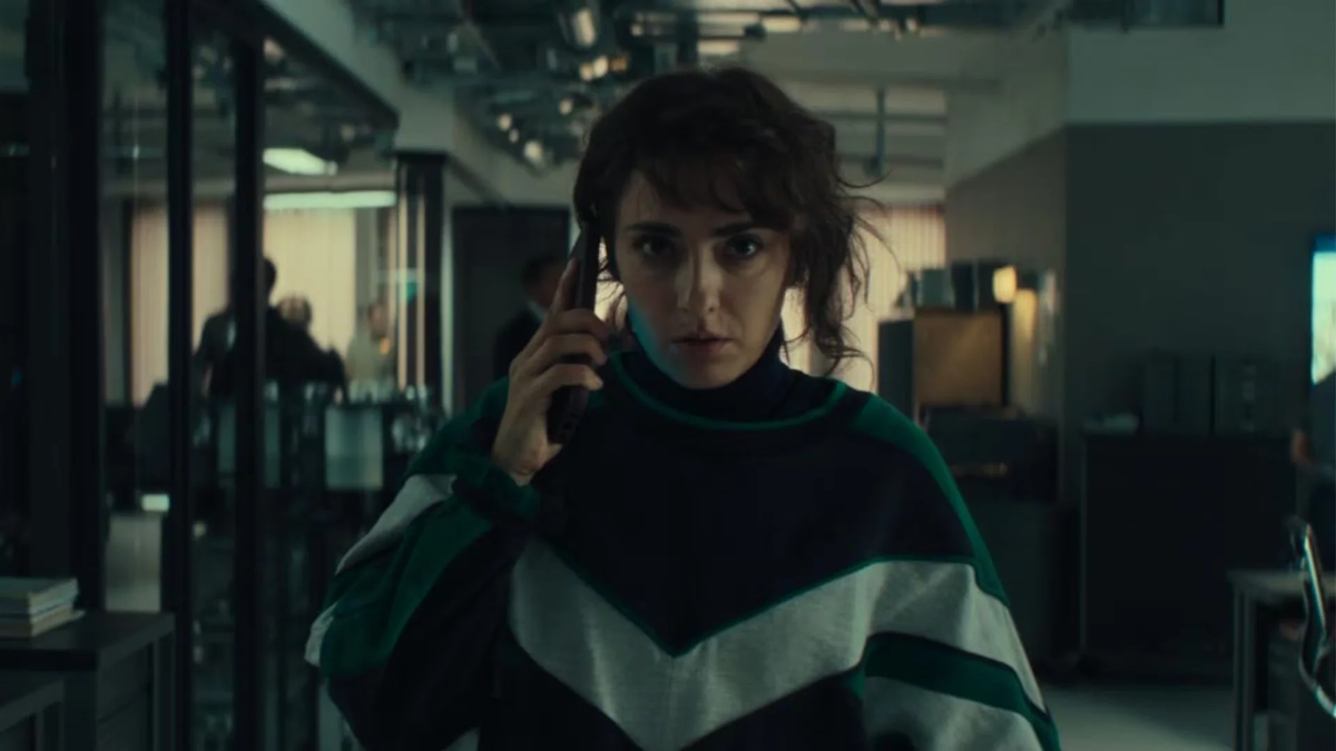 Acción, intriga y drama familiar se mezclan en 6 episodios que te atrapan sin relleno. Acción, intriga y drama familiar se mezclan en 6 episodios que te atrapan sin relleno.