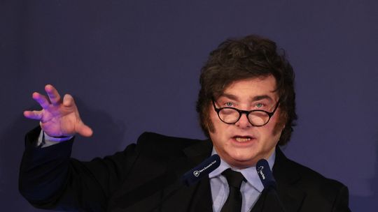 Javier Milei suma una nueva denuncia penal (y van...)