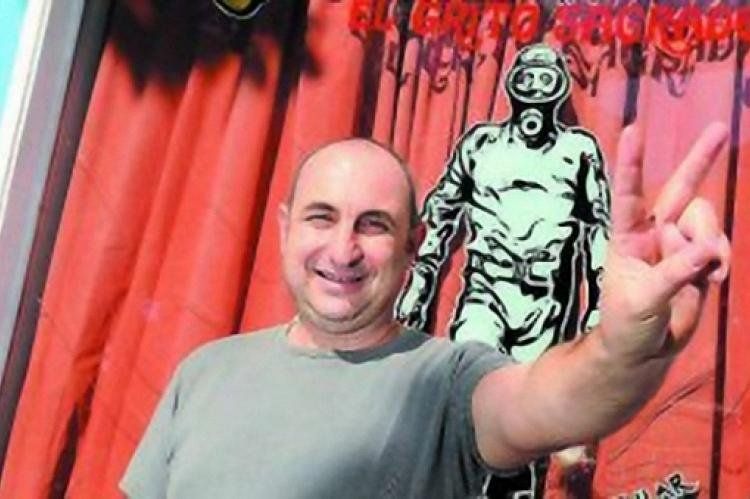 Javier Vicente impone la militancia K en un lugar que se suponía para todos.