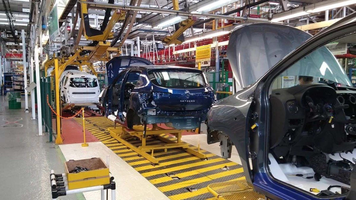 Enero con el freno puesto para las automotrices argentinas. Enero con el freno puesto para las automotrices argentinas.