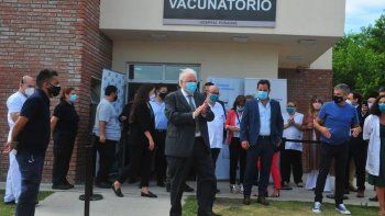 El Vacunatorio VIP vuelve a sacudir la política: 34 citados a indagatoria y varios nombres de peso