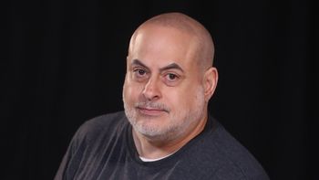 Paraguay en elecciones y un 3ro. en ascenso, Paraguayo Cubas. Paraguay en elecciones y un 3ro. en ascenso, Paraguayo Cubas.