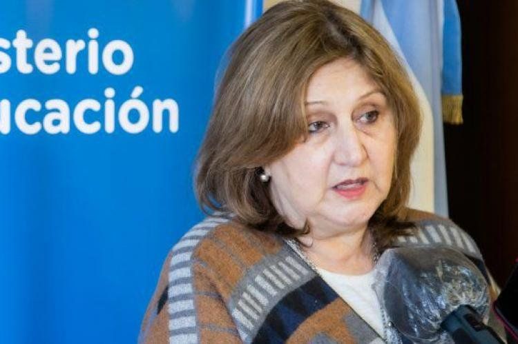 la ministra educacion santa fe adriana cantero se refirio al inicio clases partir del lunes.jpg