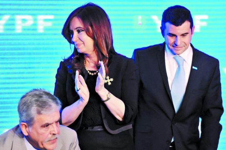Julio de Vido, Cristina Fernández y Miguel Galuccio.