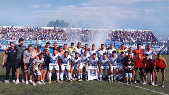 El ascenso de Ferrocarril Midland a la Primera Nacional fue impulsado por una sólida estructura de equipo, pero la capacidad goleadora de sus atacantes fue fundamental para mantenerse en la cima de la Primera B Metropolitana. El ascenso de Ferrocarril Midland a la Primera Nacional fue impulsado por una sólida estructura de equipo, pero la capacidad goleadora de sus atacantes fue fundamental para mantenerse en la cima de la Primera B Metropolitana.