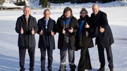 Javier Milei y su comitiva, en el último día en Davos, Suiza. Javier Milei y su comitiva, en el último día en Davos, Suiza.