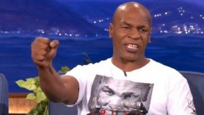 Tyson encontró a su mujer en la cama con Brad Pitt