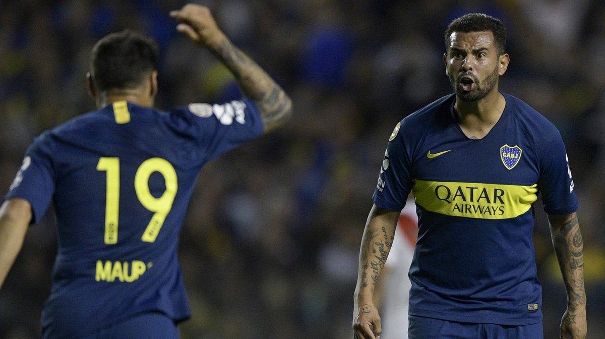 Arde el vestuario de Boca: ¿Zárate vs. Cardona terminó a las piñas?